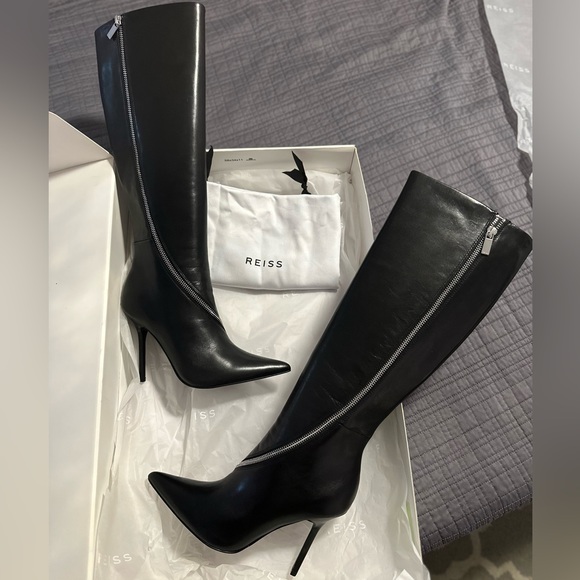 Reiss Shoes - Black leather boots
